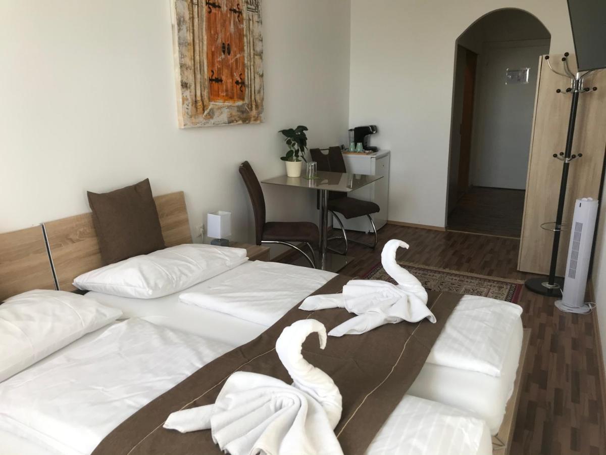 Hotel-Restaurant Zum Donaueck Mauthausen Eksteriør bilde