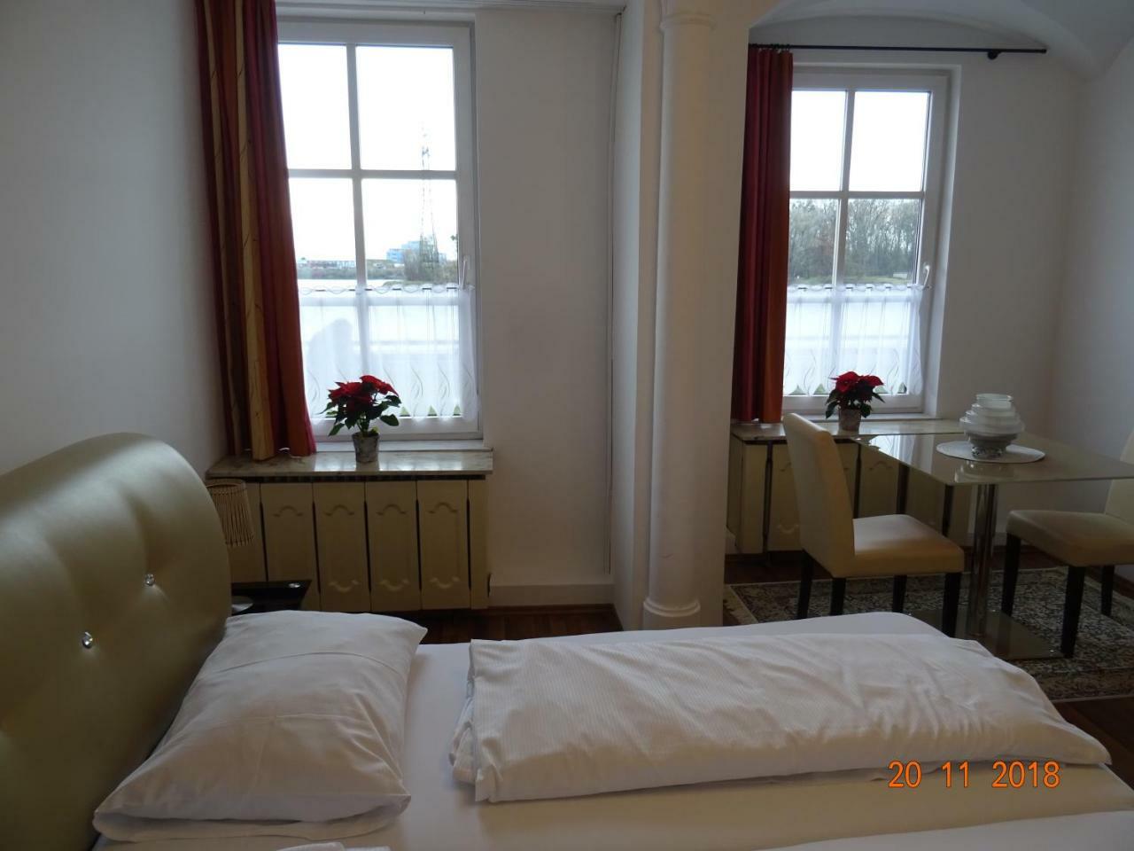Hotel-Restaurant Zum Donaueck Mauthausen Eksteriør bilde